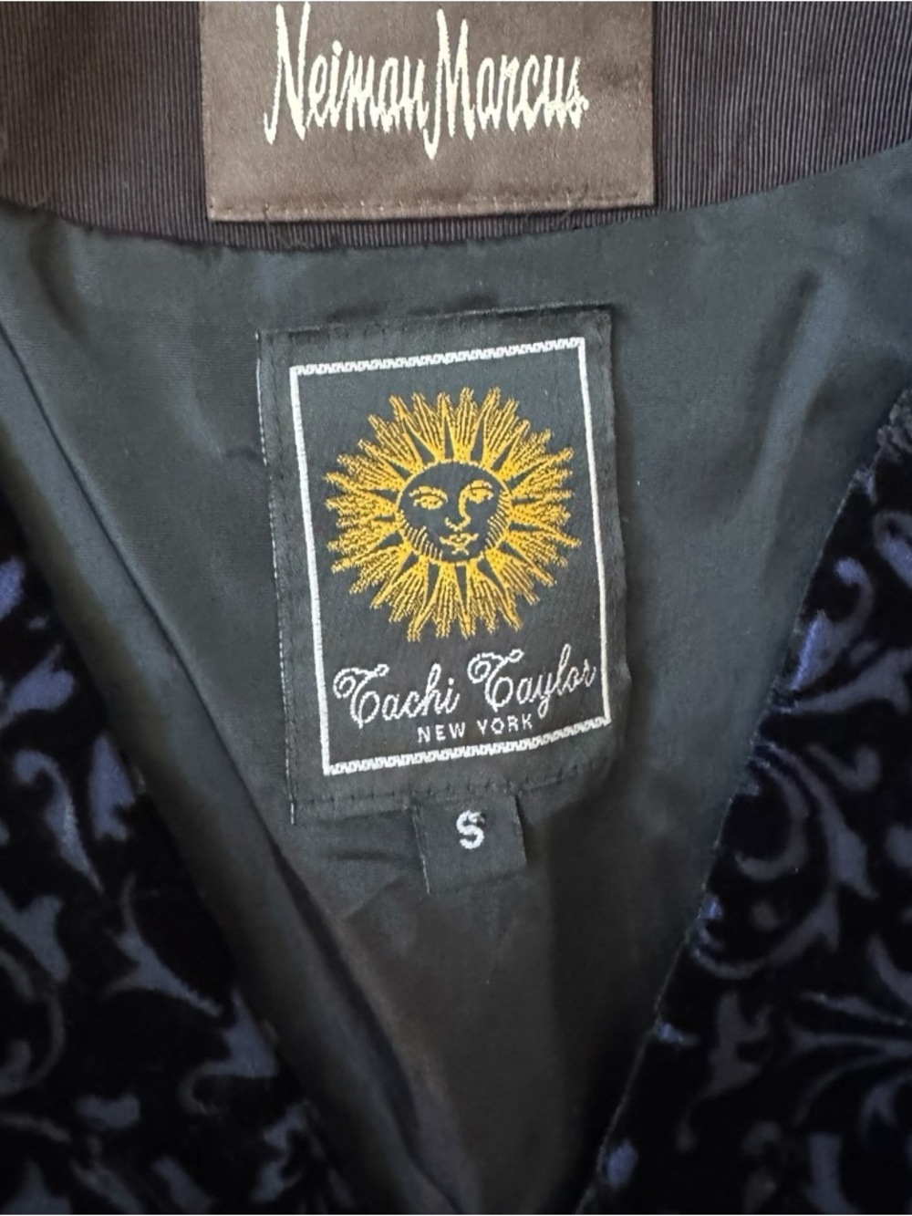 Vintage Neiman Marcus Black & Navy Floral Velvet Vest - Picture 4 of 6